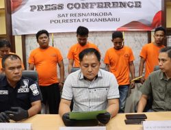 Sempat Melawan, Polresta Pekanbaru Tangkap Pengedar Narkoba, Amankan 51 Pil Ekstasi dan Sabu
