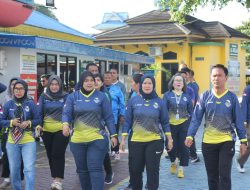 Tingkatkan Kebugaran dan Keakraban Antar Petugas, Lapas Pekanbaru Gelar Jalan Santai Sekitar Lingkungan Lapas
