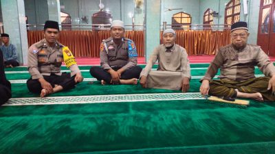Polres Kuansing Laksanakan Sholat Subuh Berjamaah Dalam Rangka Cooling System Pilkada Damai 2024