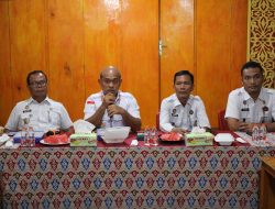 Tampil Beda, Kalapas Pekanbaru Ajak Pejabat Struktural Makan Bersama Warga Binaan Dalam Giat Sambung Rasa