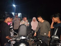 Kapolsek Pimpin Patroli dan Coling Sistim Pilkada Damai 2024, Jaga Kamtibmas di Kampar Kiri Hilir