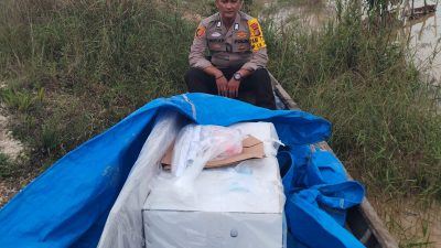 Melintasi Banjir dan Sungai, Perjalanan Panjang Logistik Pilkada Kampar Menuju Rantau Kasih