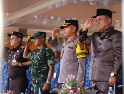 Polres Kuansing Hadiri Upacara HUT KORPRI Ke-53, HUT PGRI, dan HGN Ke-79, Ingatkan Guru Jaga Netralitas Dalam Pilkada 2024