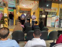 Satlantas Polres Kampar Sosialisasikan Pilkada Damai dan Keselamatan Berlalu Lintas di Samsat Bangkinang