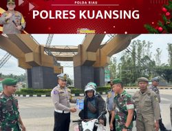 Sat Lantas Polres Kuansing Sosialisasikan Ops Lilin Lancang Kuning 2024 Melalui Penyebaran Brosur