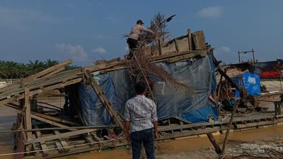 Polsek Singingi Hilir Tertibkan Penambangan Emas Tanpa Izin (PETI) di Aliran Sungai Singingi