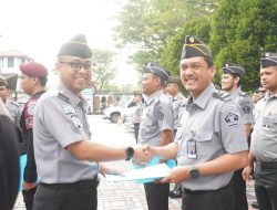 Rutan Pekanbaru Apresiasi 7 Petugas Berprestasi, Gagalkan Narkoba hingga Dukung Ketahanan Pangan