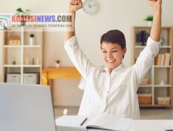Strategi Sukses Memulai Bisnis Sampingan Tanpa Berhenti Kerja
