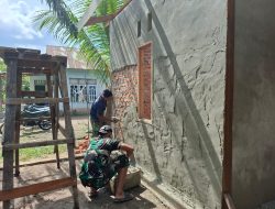 Tak Kenal Lelah, Satgas TMMD Kodim 0322/Siak Kejar Finishing RTLH Pak Sahman dan Pembuatan MCK