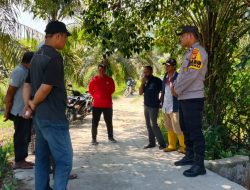 Sentuh Hati Masyarakat, Bhabinkamtibmas Polres Kampar Edukasi Bahaya Karhutla, Polri Hadir untuk Ciptakan Kamtibmas Kondusif dan Lingkungan Sehat!