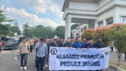 Gubernur Jambi lari dari tanggungjawab, Aliansi Pemuda Peduli Jambi gelar Aksi Demonstrasi