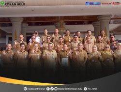 Resmi Jabat PLH Sekda Rokan Hulu, *Drs. H. Yusmar, M.Si Tekankan Budaya Kerja Baru dan Pelayanan Berkualitas