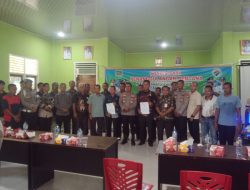 *Kapolsek Rambah Tekankan Komitmen Bersama Cegah Karhutla dalam Sosialisasi Masyarakat Peduli Api di Desa Sialang Jaya*