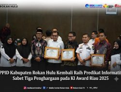 PPID Kabupaten Rokan Hulu Kembali Raih Predikat Informatif, Sabet Tiga Penghargaan pada KI Award Riau 2025