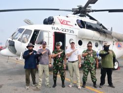 Danlanud Roesmin Nurjadin pastikan Helikopter Water Bombing MI-8 AMT, Tekankan Safety dan Kesiapan Crew