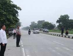 Kapolres Kampar Pimpin Langsung Strong Point Pengaturan Lalu‑Lintas Depan SMPN 2 Tambang
